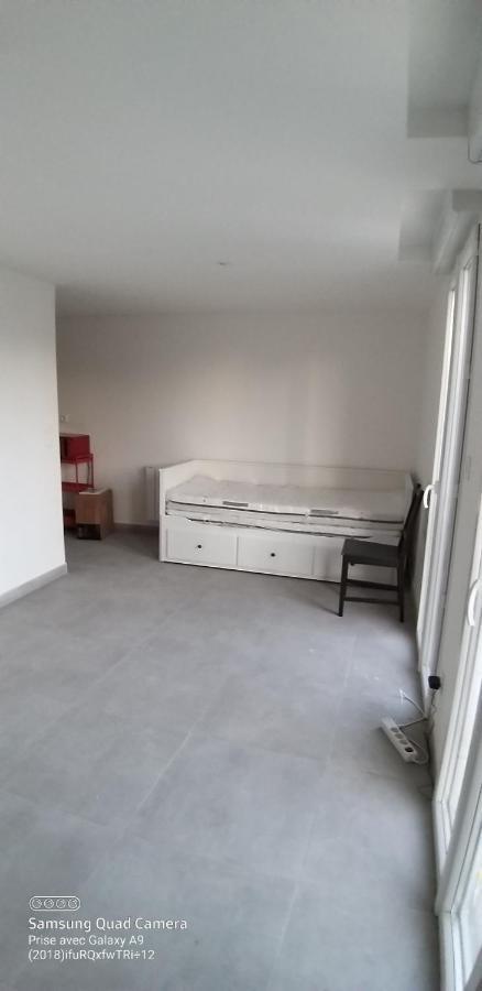 Equipee 2 Personnes Proche Paris Apartment Argenteuil Exterior foto